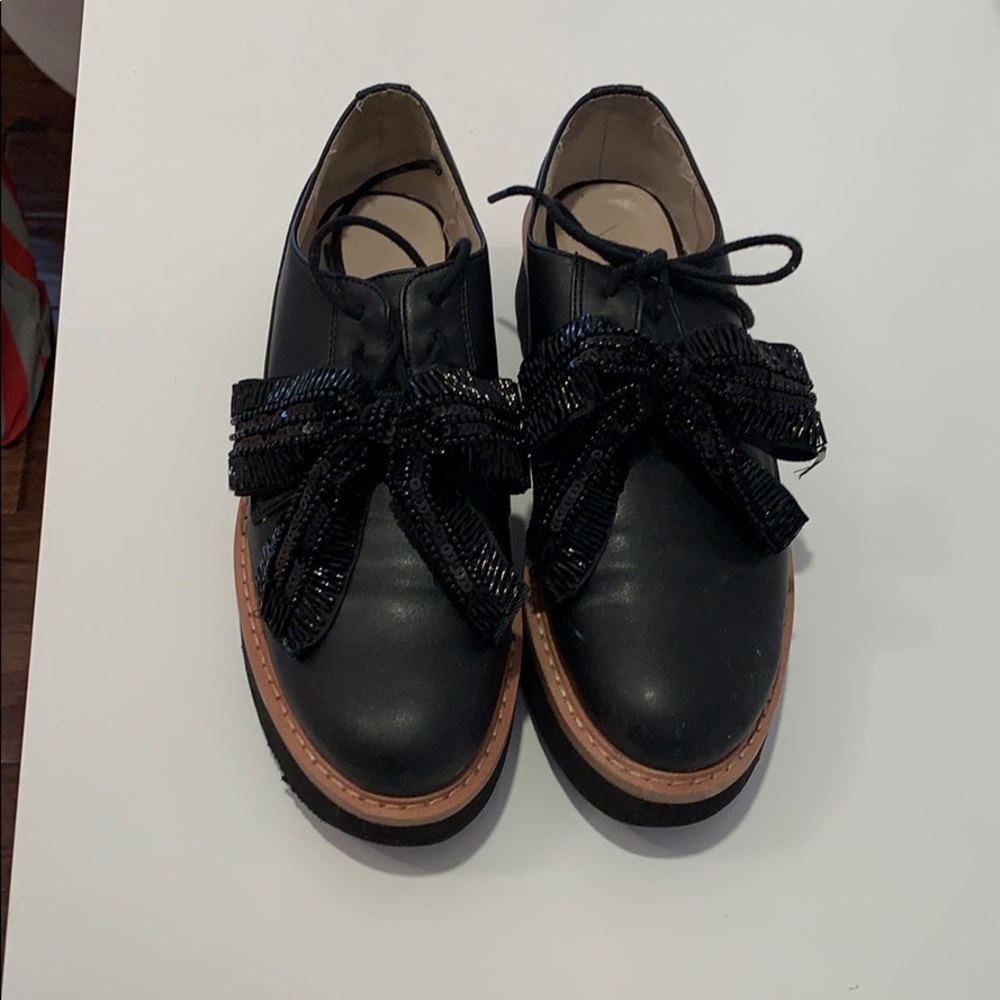 Platform elegant shoes